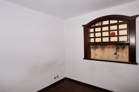 Casa à venda com 400m², 7 quartos e 4 vagasQuarto 3