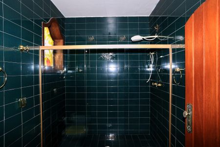 Casa à venda com 400m², 7 quartos e 4 vagasBanheiro 1