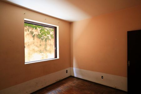 Casa à venda com 400m², 7 quartos e 4 vagasQuarto