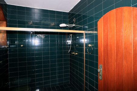 Casa à venda com 400m², 7 quartos e 4 vagasBanheiro 1