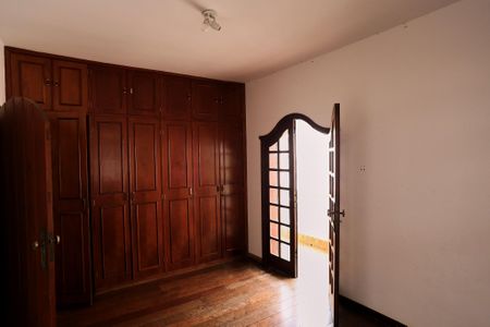 Casa à venda com 400m², 7 quartos e 4 vagasSuíte 2