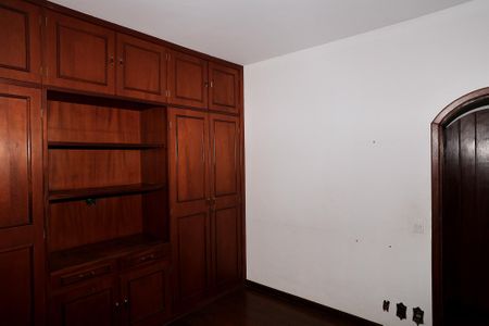 Casa à venda com 400m², 7 quartos e 4 vagasQuarto 3