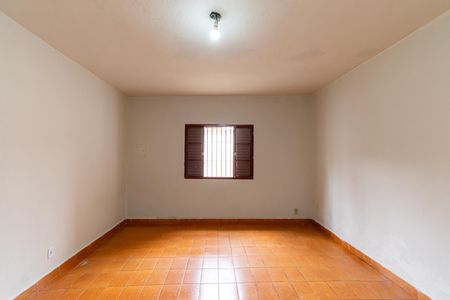Quarto de casa para alugar com 1 quarto, 130m² em Vila Antonieta, São Paulo
