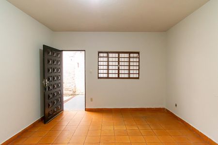 Sala de casa para alugar com 1 quarto, 130m² em Vila Antonieta, São Paulo