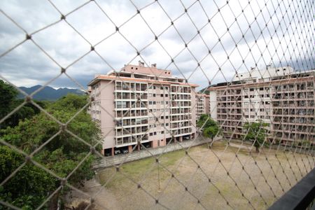 Vista de apartamento para alugar com 2 quartos, 46m² em Taquara, Rio de Janeiro