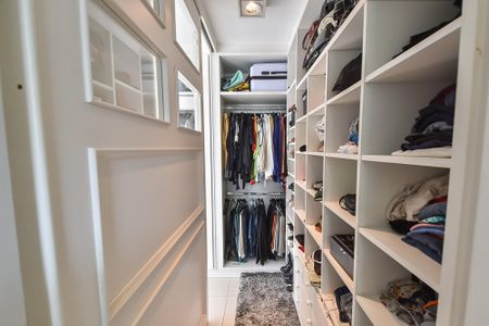 Apartamento à venda com 60m², 1 quarto e 2 vagas Apartamento à venda com 60m², 1 quarto e 2 vagasCloset