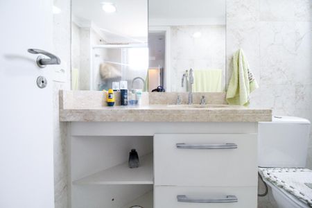 Apartamento à venda com 119m², 3 quartos e 2 vagasBanheiro da Suíte 3