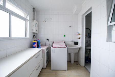 Apartamento à venda com 119m², 3 quartos e 2 vagasÁrea de Serviço