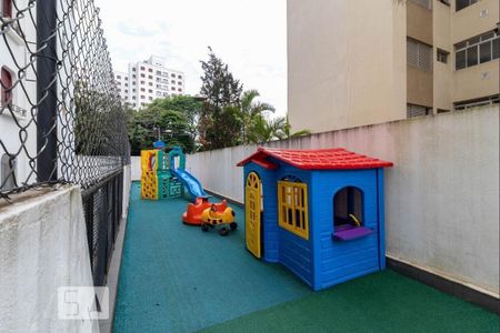 Apartamento à venda com 115m², 3 quartos e 1 vaga Apartamento à venda com 115m², 3 quartos e 1 vagaÁrea comum - Playground