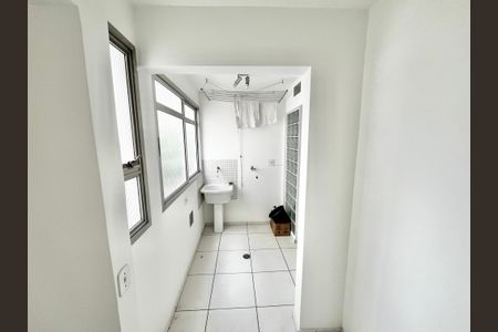 Apartamento à venda com 115m², 3 quartos e 1 vaga Apartamento à venda com 115m², 3 quartos e 1 vagaÁrea de Serviço