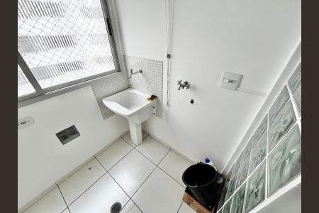 Apartamento à venda com 115m², 3 quartos e 1 vaga Apartamento à venda com 115m², 3 quartos e 1 vagaÁrea de Serviço