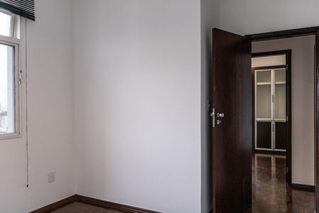 Apartamento para alugar com 80m², 2 quartos e 1 vagaQuarto 1