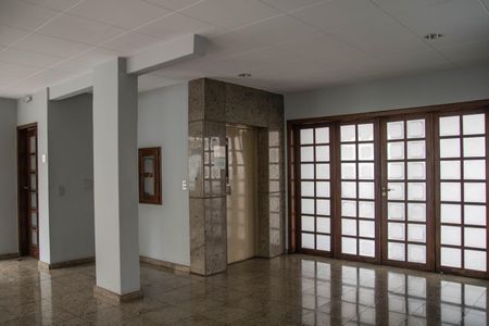Apartamento para alugar com 80m², 2 quartos e 1 vagaHall de entrada
