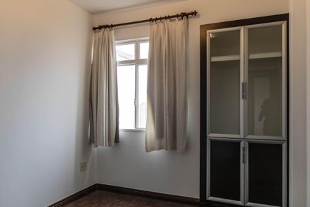 Apartamento para alugar com 80m², 2 quartos e 1 vagaQuarto 2