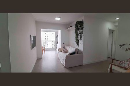 Sala de apartamento à venda com 2 quartos, 64m² em Continental, Osasco