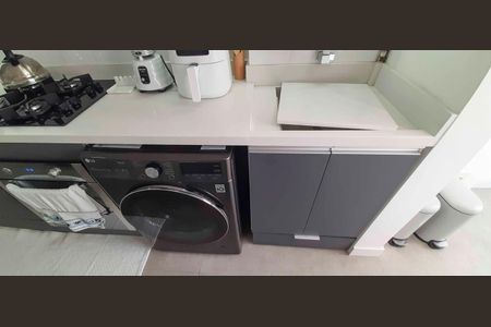 Apartamento à venda com 64m², 2 quartos e 1 vagaÁrea de Serviço