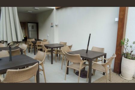 Apartamento à venda com 64m², 2 quartos e 1 vagaÁrea comum