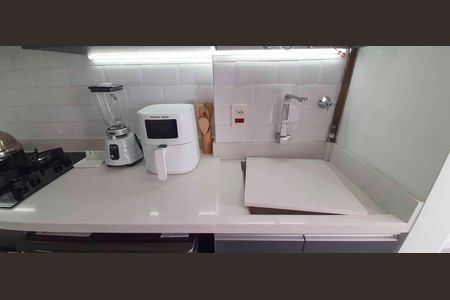 Apartamento à venda com 64m², 2 quartos e 1 vagaÁrea de Serviço