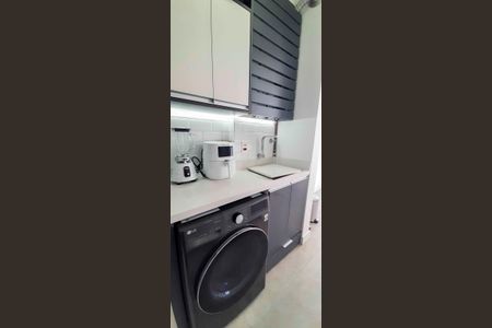 Apartamento à venda com 64m², 2 quartos e 1 vagaÁrea de Serviço