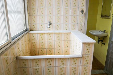 Apartamento à venda com 118m², 3 quartos e 1 vagaÁrea de Serviço