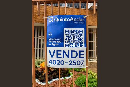 Apartamento à venda com 118m², 3 quartos e 1 vagaPlaca de Venda