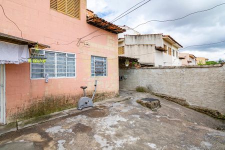 Casa à venda com 150m², 3 quartos e sem vagaQuintal