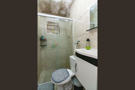 Banheiro de casa à venda com 2 quartos, 150m² em Havaí, Belo Horizonte