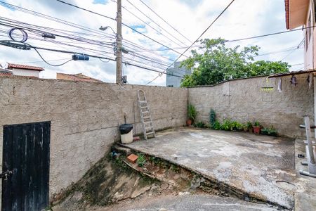 Casa à venda com 150m², 3 quartos e sem vagaQuintal