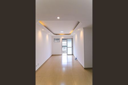 Sala de apartamento para alugar com 2 quartos, 63m² em Todos Os Santos, Rio de Janeiro