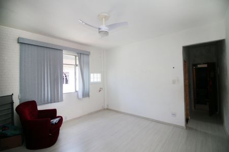 Sala de apartamento para alugar com 3 quartos, 75m² em Vista Alegre, Rio de Janeiro