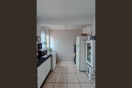 Apartamento para alugar com 54m², 2 quartos e 1 vaga Apartamento para alugar com 54m², 2 quartos e 1 vagaCozinha e Área de Serviço