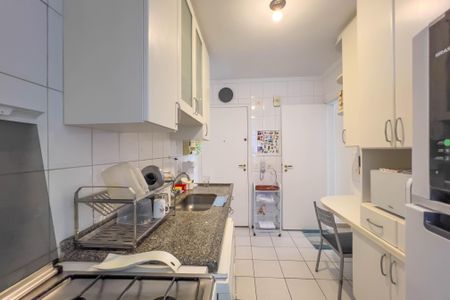Apartamento à venda com 86m², 3 quartos e 2 vagasCozinha