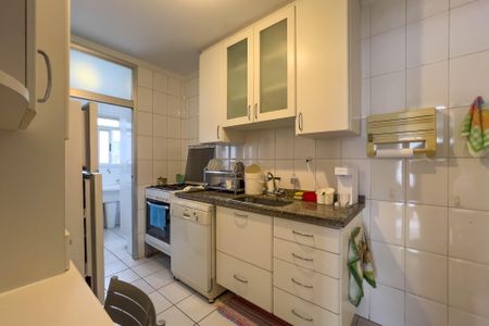 Apartamento à venda com 86m², 3 quartos e 2 vagasCozinha