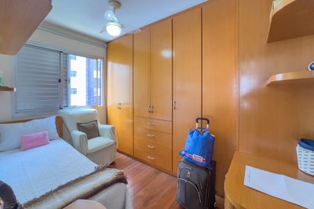 Apartamento à venda com 86m², 3 quartos e 2 vagasQuarto 2