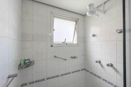 Apartamento à venda com 86m², 3 quartos e 2 vagasBanheiro do quarto 1