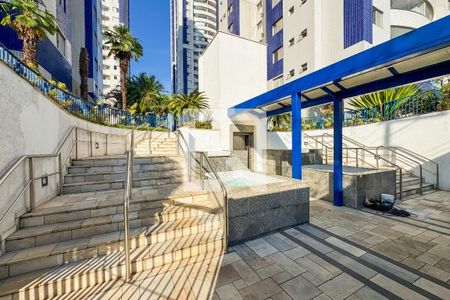 Apartamento à venda com 86m², 3 quartos e 2 vagasEntrada