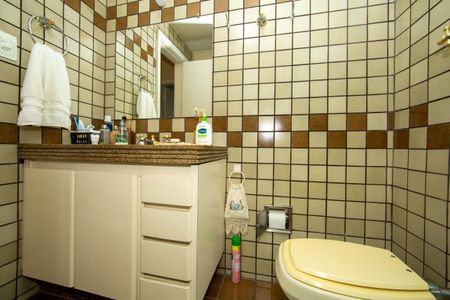 Apartamento para alugar com 110m², 3 quartos e 1 vaga Apartamento para alugar com 110m², 3 quartos e 1 vagaBANHEIRO1