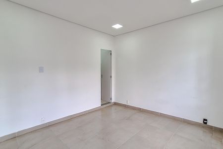 Quarto 1 de casa para alugar com 2 quartos, 80m² em Santa Cecilia, São Paulo