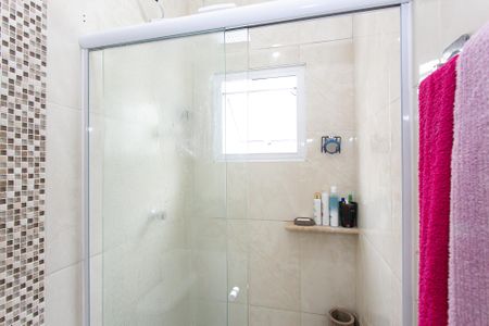 Casa de condomínio à venda com 70m², 2 quartos e 1 vaga Casa de condomínio à venda com 70m², 2 quartos e 1 vagaBanheiro da Suíte 1