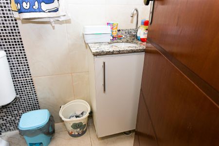 Casa de condomínio à venda com 70m², 2 quartos e 1 vaga Casa de condomínio à venda com 70m², 2 quartos e 1 vagaBanheiro da Suíte 2