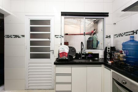 Casa de condomínio à venda com 70m², 2 quartos e 1 vaga Casa de condomínio à venda com 70m², 2 quartos e 1 vagaCozinha