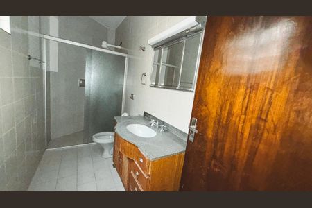Casa para alugar com 200m², 3 quartos e 1 vagaBanheiro da Suíte
