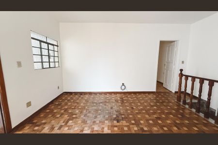 Casa para alugar com 200m², 3 quartos e 1 vagaSala