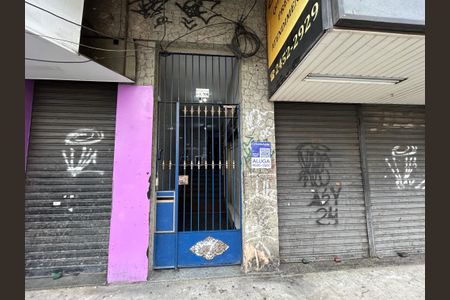 Apartamento para alugar com 84m², 3 quartos e sem vagaFachada + plaquinha