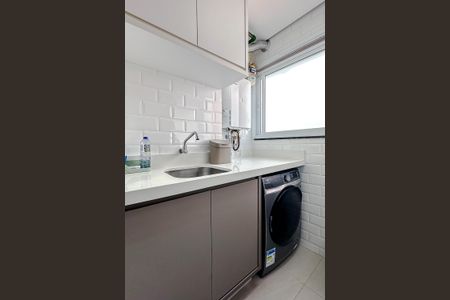 Apartamento à venda com 92m², 2 quartos e 3 vagasCozinha e Área de Serviço