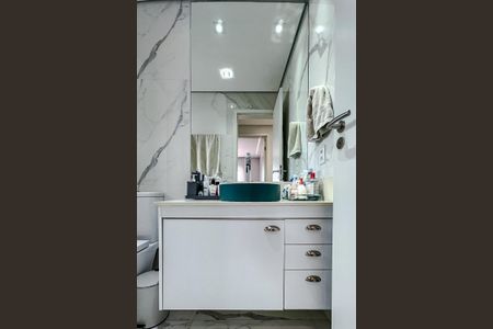 Apartamento à venda com 92m², 2 quartos e 3 vagasBanheiro