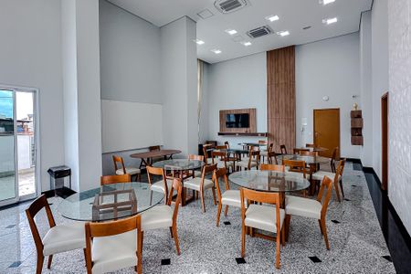 Apartamento à venda com 92m², 2 quartos e 3 vagasÁrea comum - Salão de festas