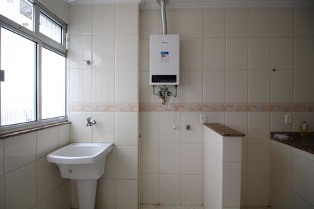 Apartamento para alugar com 110m², 3 quartos e 1 vagaÁrea de Serviço