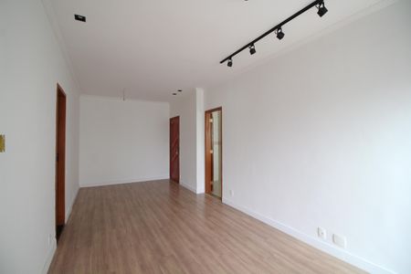Apartamento para alugar com 110m², 3 quartos e 1 vagaSala