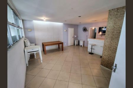 Apartamento para alugar com 110m², 3 quartos e 1 vaga Apartamento para alugar com 110m², 3 quartos e 1 vagaSalão de Festas